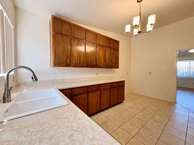 3215 N Cherry Avenue, Tucson, AZ 85719