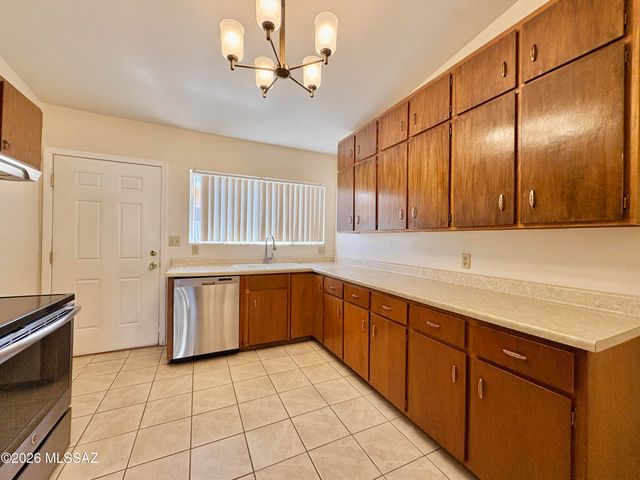 3215 N Cherry Avenue, Tucson, AZ 85719
