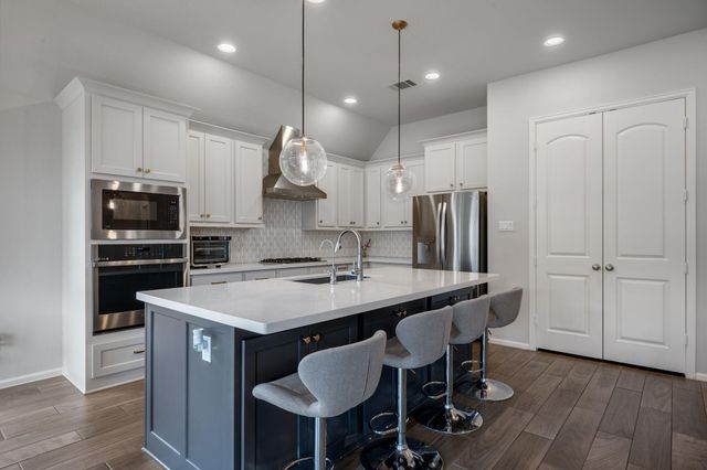 6901 Empresa DR, Austin, TX 78738