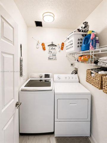 18758 NW 78th Pl, Hialeah, FL 33015