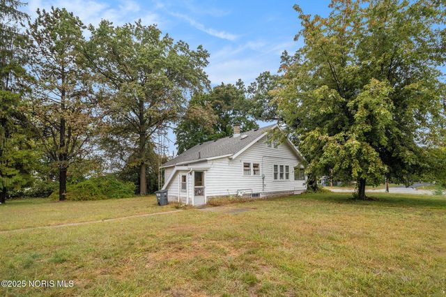 6237 Dorr Street, Toledo, OH 43615