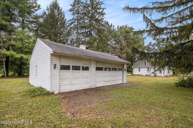 6237 Dorr Street, Toledo, OH 43615