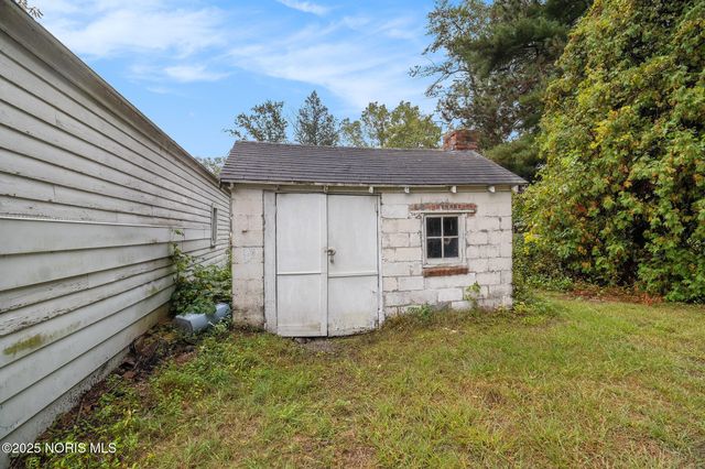 6237 Dorr Street, Toledo, OH 43615