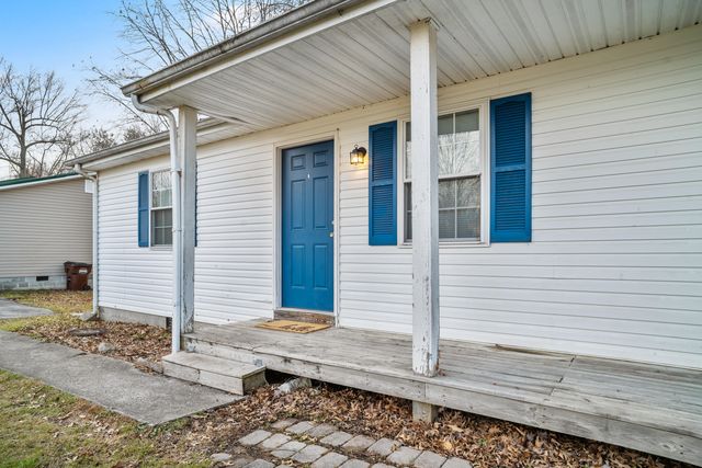 227-229 Strange Street, Stanton, KY 40380