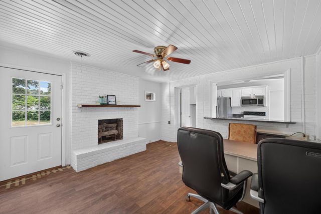 902 Murrah Avenue, Aiken, SC 29803