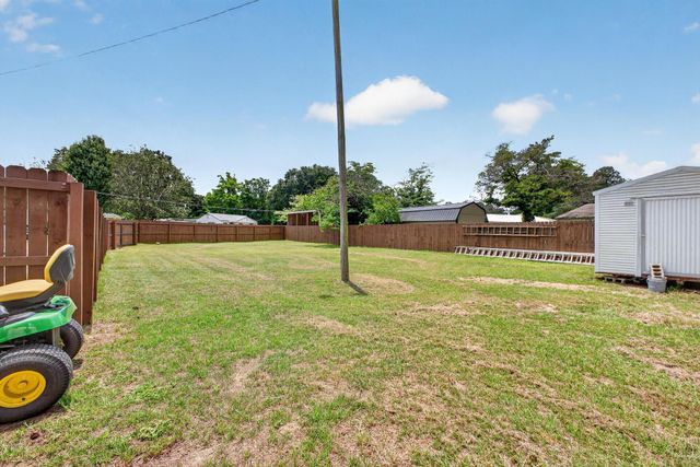 902 Murrah Avenue, Aiken, SC 29803