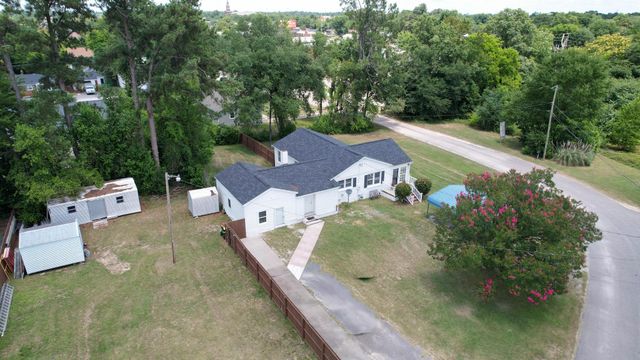 902 Murrah Avenue, Aiken, SC 29803