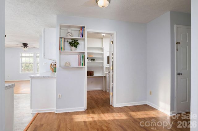 135 Brookhaven Lane, Advance, NC 27006