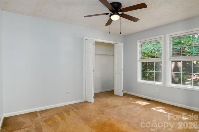 135 Brookhaven Lane, Advance, NC 27006