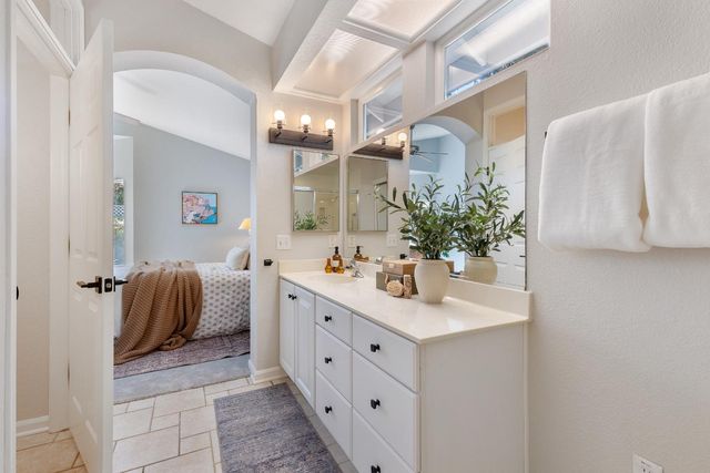 265 Snowy River Ct, Roseville, CA 95747