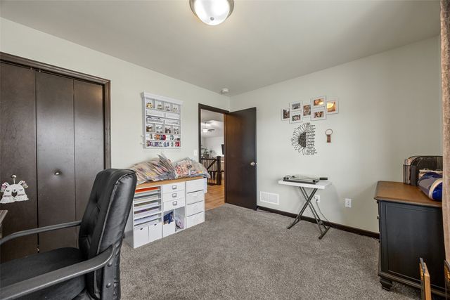 7413 Summerset Avenue NE, Cedar Rapids, IA 52402