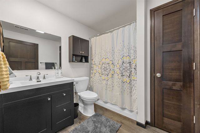 7413 Summerset Avenue NE, Cedar Rapids, IA 52402