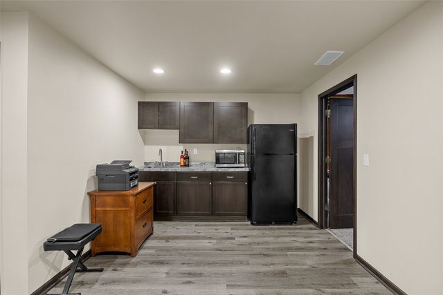 7413 Summerset Avenue NE, Cedar Rapids, IA 52402