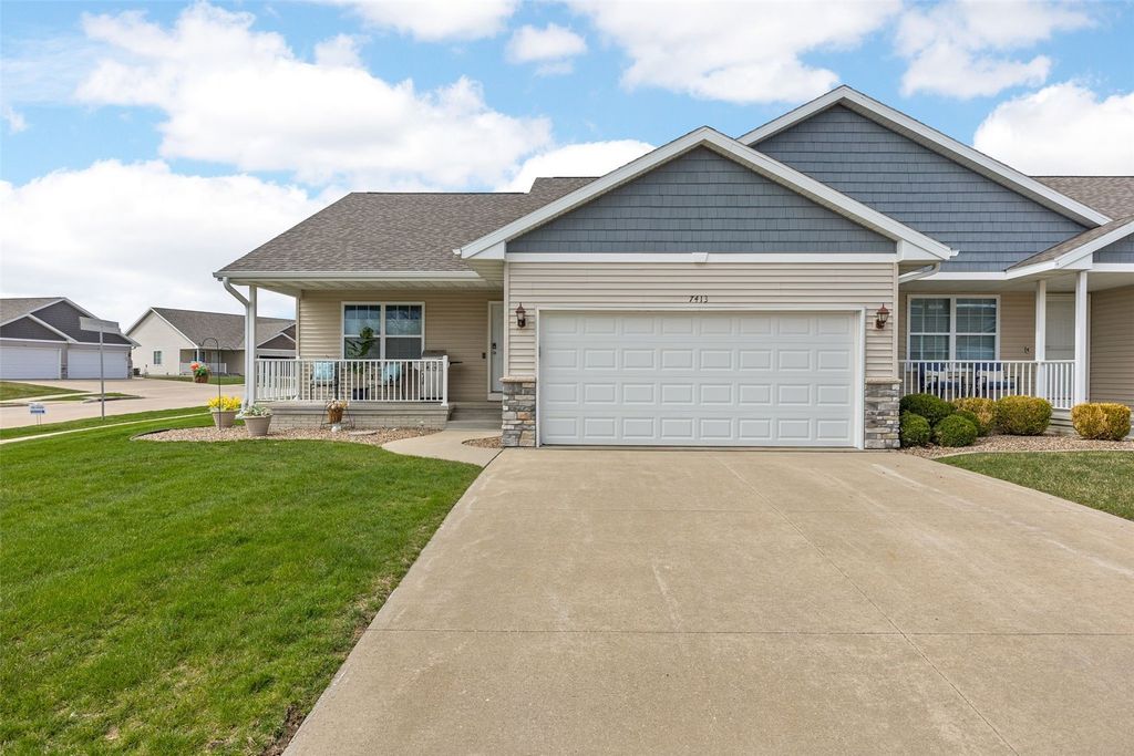 7413 Summerset Avenue NE, Cedar Rapids, IA 52402