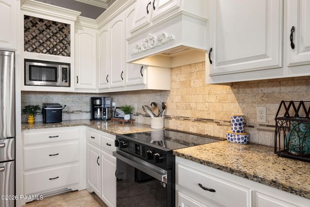 107 Westridge Drive, Broussard, LA 70518