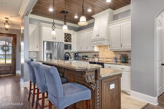 107 Westridge Drive, Broussard, LA 70518