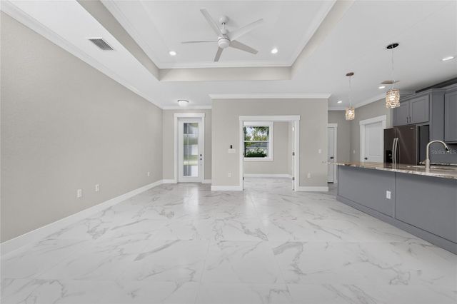 14422 CHAMBERLAIN BOULEVARD, Port Charlotte, FL 33953