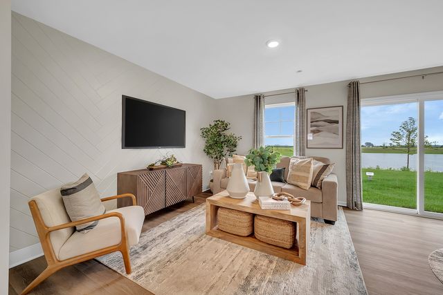 1331 Acadia Circle, Pingree Grove, IL 60140