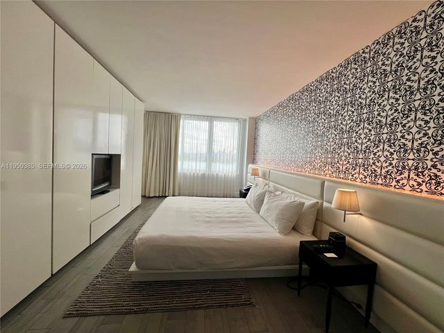 1100 West Ave 910, Miami Beach, FL 33139