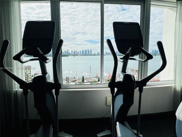 1100 West Ave 910, Miami Beach, FL 33139