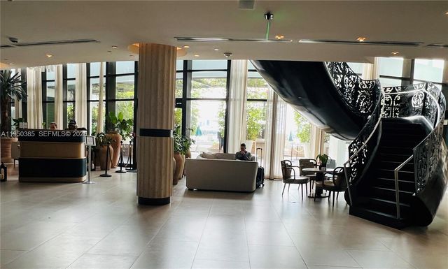 1100 West Ave 910, Miami Beach, FL 33139