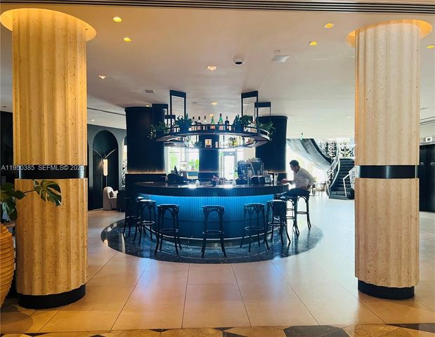 1100 West Ave 910, Miami Beach, FL 33139