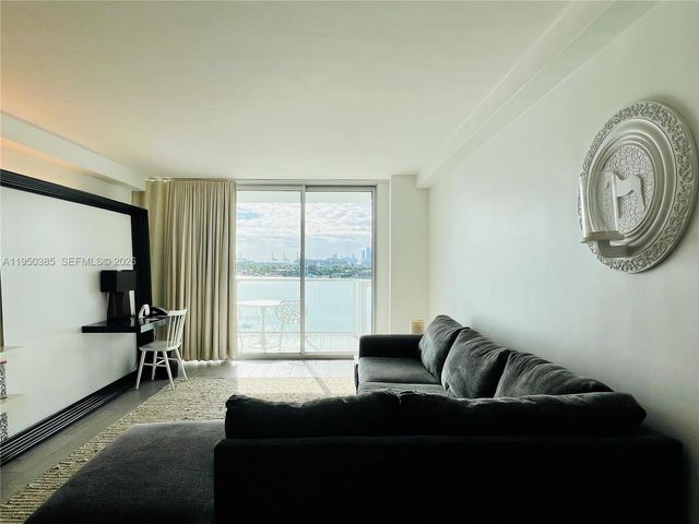 1100 West Ave 910, Miami Beach, FL 33139