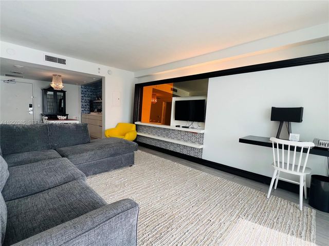 1100 West Ave 910, Miami Beach, FL 33139