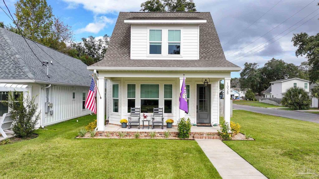 1028 E Yonge St, Pensacola, FL 32503