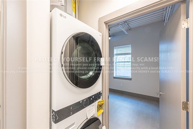 315 N Eureka Alley 1, Fayetteville, AR 72701