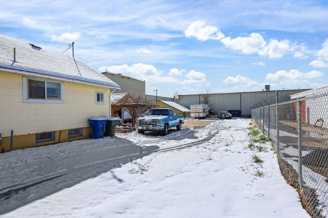 2985 S PENNSYLVANIA AVE, Ogden, UT 84401