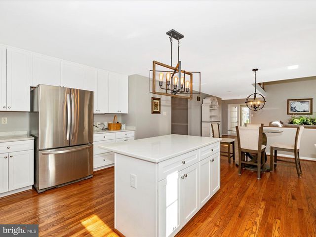 13681 SAMHILL DR, Mount Airy, MD 21771