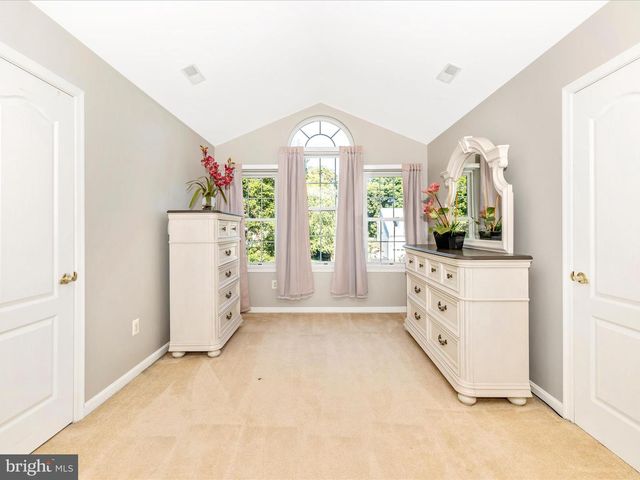 13681 SAMHILL DR, Mount Airy, MD 21771