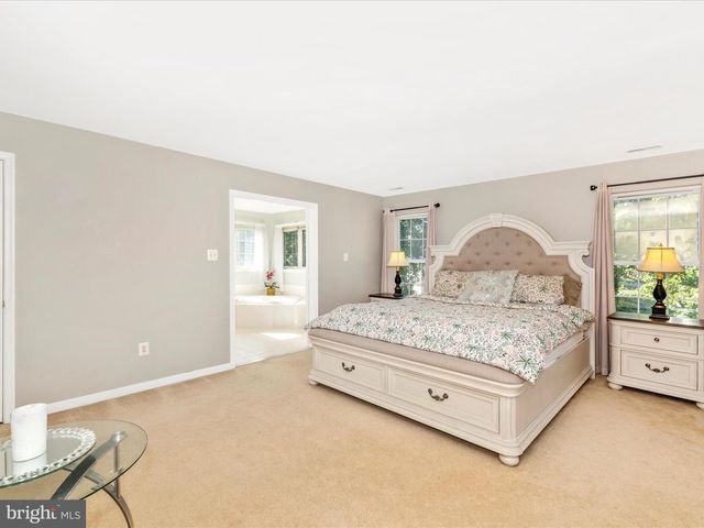 13681 SAMHILL DR, Mount Airy, MD 21771