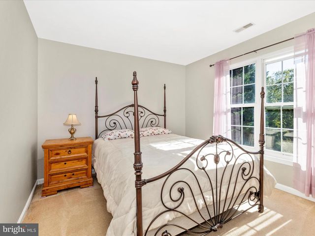 13681 SAMHILL DR, Mount Airy, MD 21771