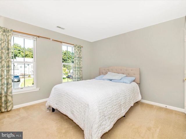 13681 SAMHILL DR, Mount Airy, MD 21771