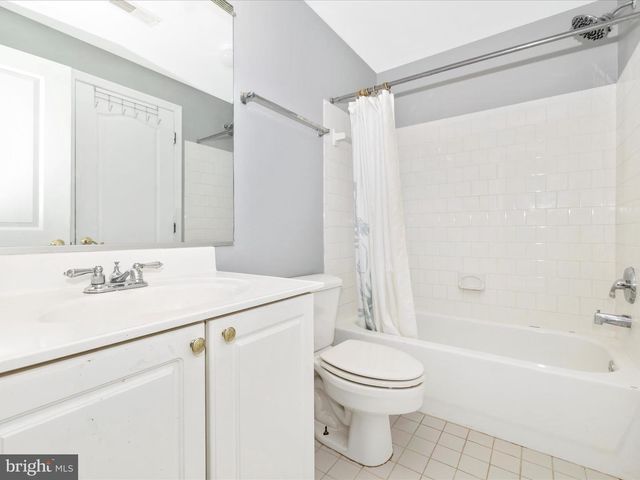 13681 SAMHILL DR, Mount Airy, MD 21771