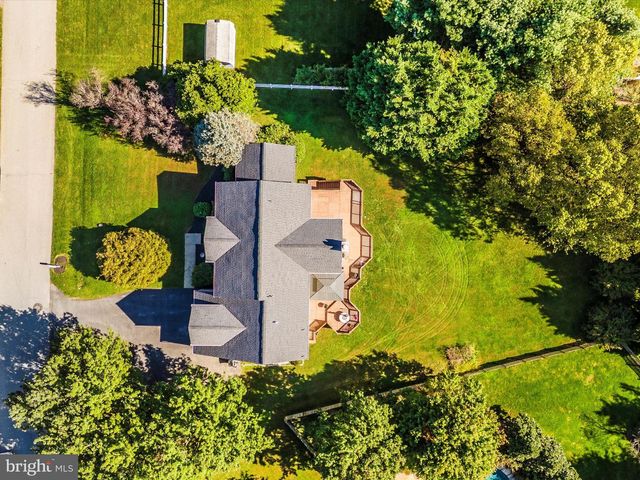 13681 SAMHILL DR, Mount Airy, MD 21771