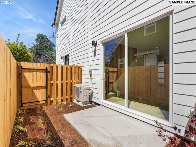 4264 Se 37th Ave, Portland, OR 97202