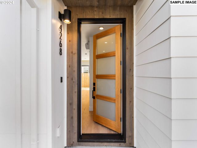 4264 Se 37th Ave, Portland, OR 97202