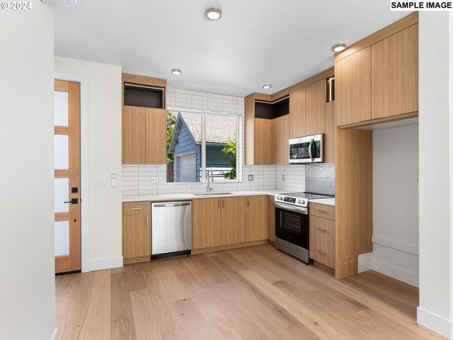 4264 Se 37th Ave, Portland, OR 97202