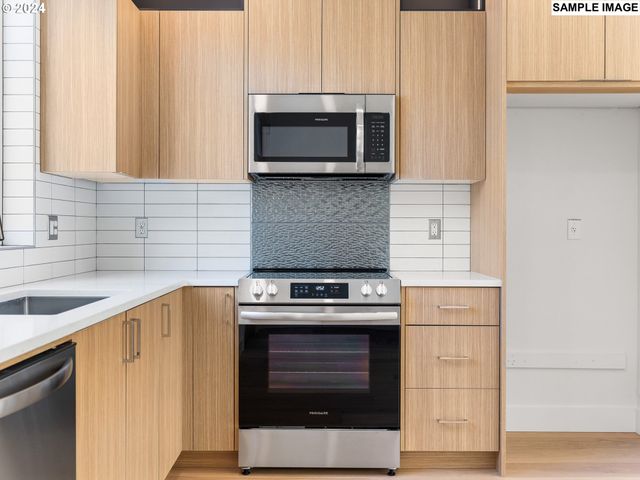4264 Se 37th Ave, Portland, OR 97202