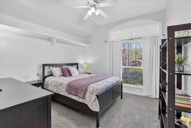 324 Woodcrest Drive, Saginaw, TX 76179