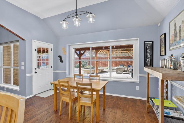 324 Woodcrest Drive, Saginaw, TX 76179