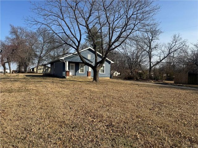 502 E Jefferson Street, Pittsburg, KS 66762