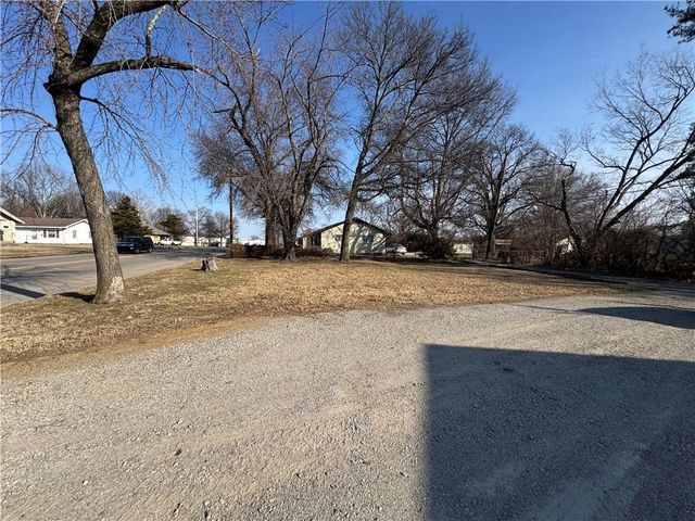 502 E Jefferson Street, Pittsburg, KS 66762
