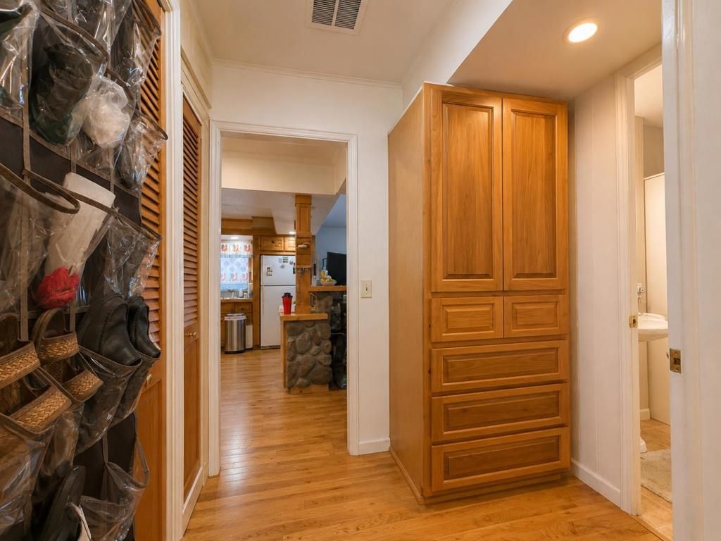 Image 15 of property listing at 541 Millpond Drive 541, San Jose, CA 95125