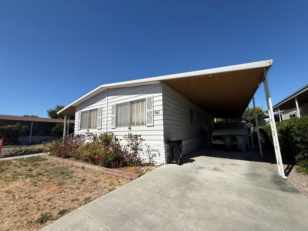 Image 25 of property listing at 541 Millpond Drive 541, San Jose, CA 95125