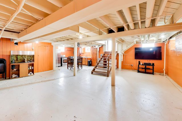 7132 Olcott Avenue, Hammond, IN 46323