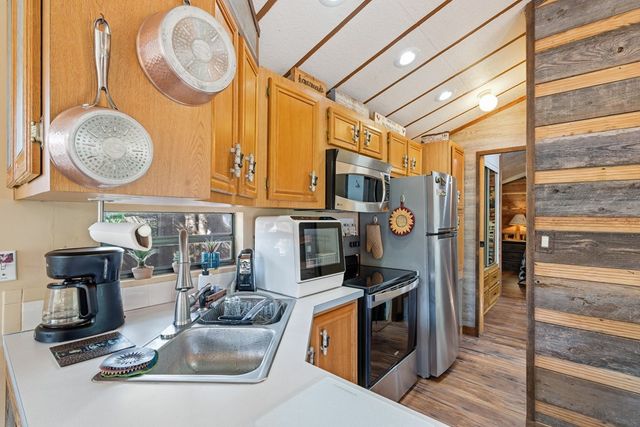 1856 Deer Run Circle, Hiawassee, GA 30546